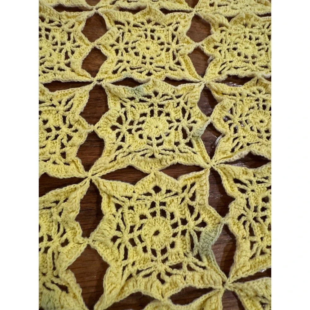 Vintage Yellow Crochet Starburst Medallion Throw Blanket Lace Tablecloth 68x50